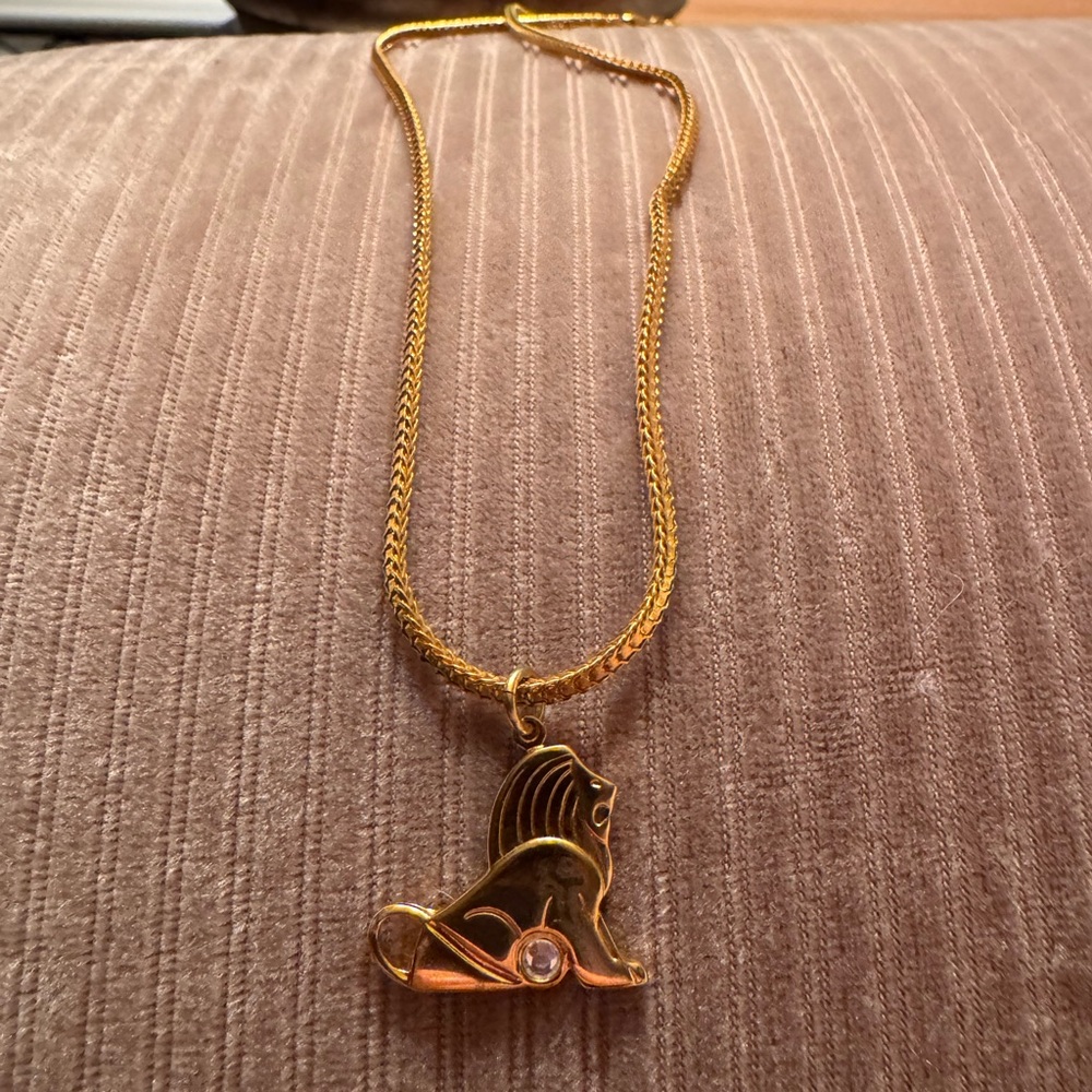 Vintage Anne Klein Leo Necklace Zodiac Pendant Rhinestone Lion Gold Tone